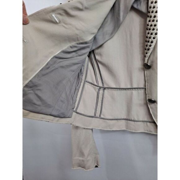 Banana Republic Ladies Blazer.  Tan, Size 8. - Picture 4 of 12